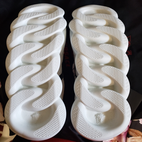 Versace Chain Reaction 2 Barocco Print Size 37 - Picture 5 of 7